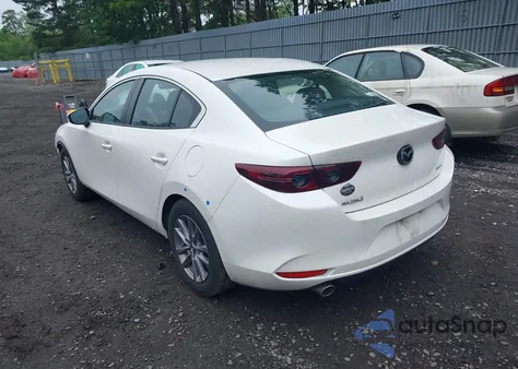 2021 Mazda Mazda3 2.5 S z USA, uszkodzony, nr VIN JM1BPAAL3M1313269